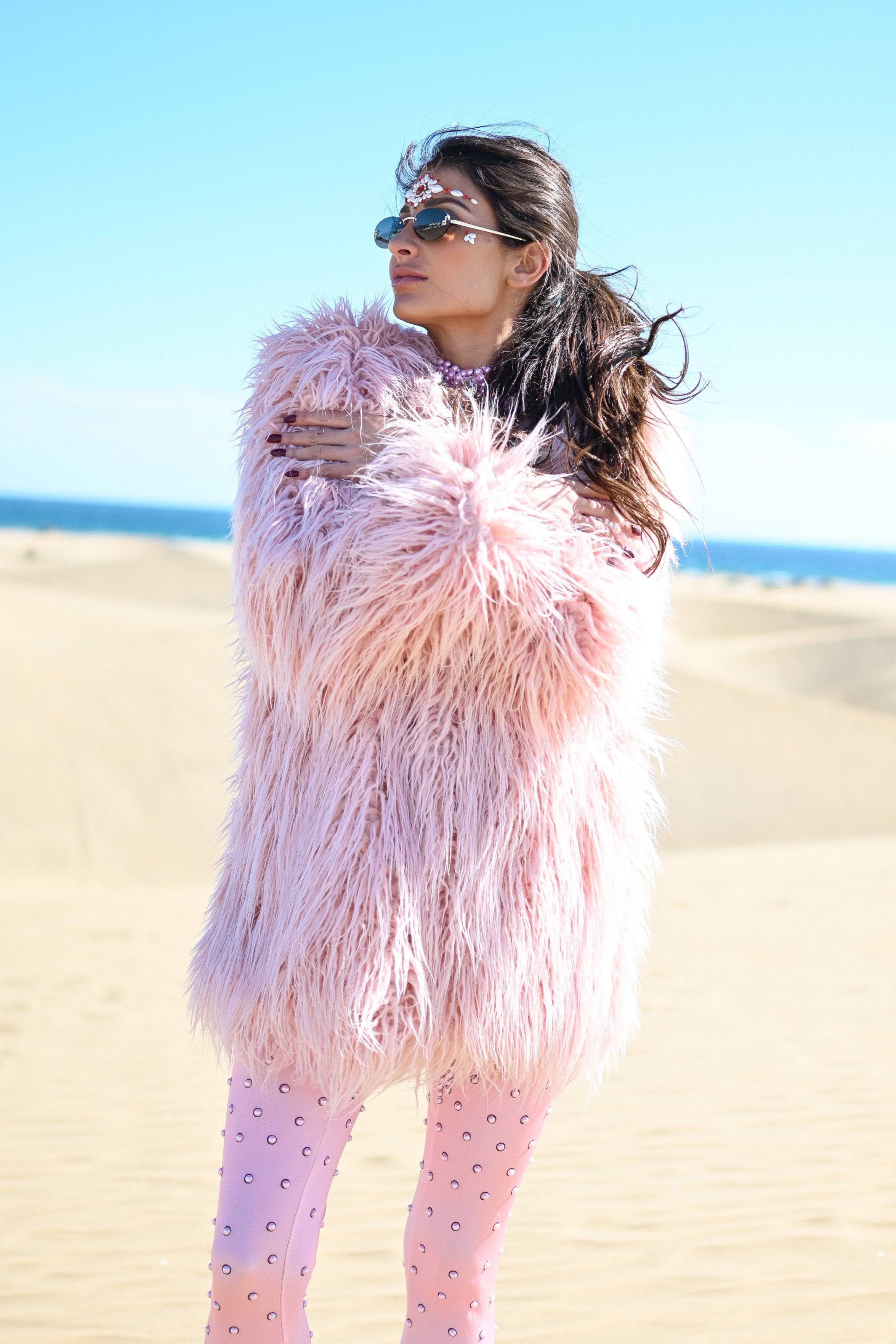 Larissa faux fur jacket long pink - Image 15