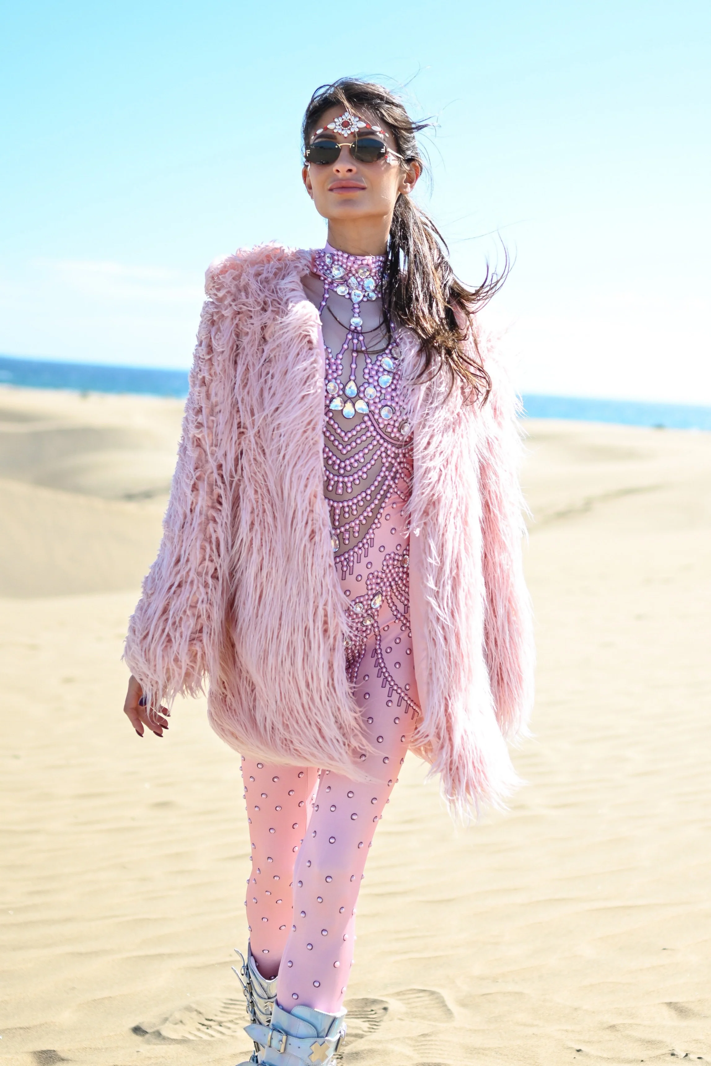 Larissa faux fur jacket long pink - Image 17