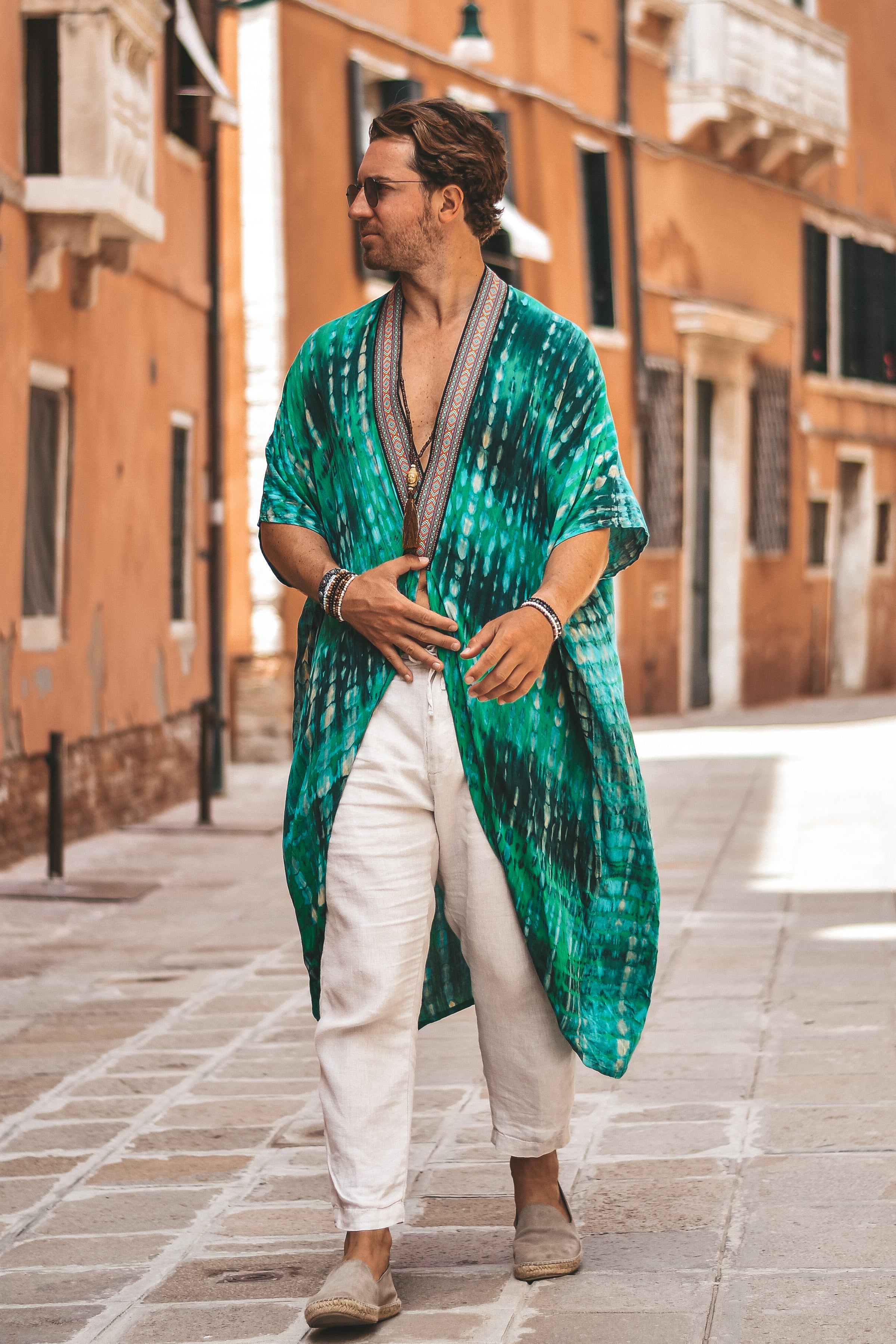 Maggiore jacard trim kimono tropical - Image 2