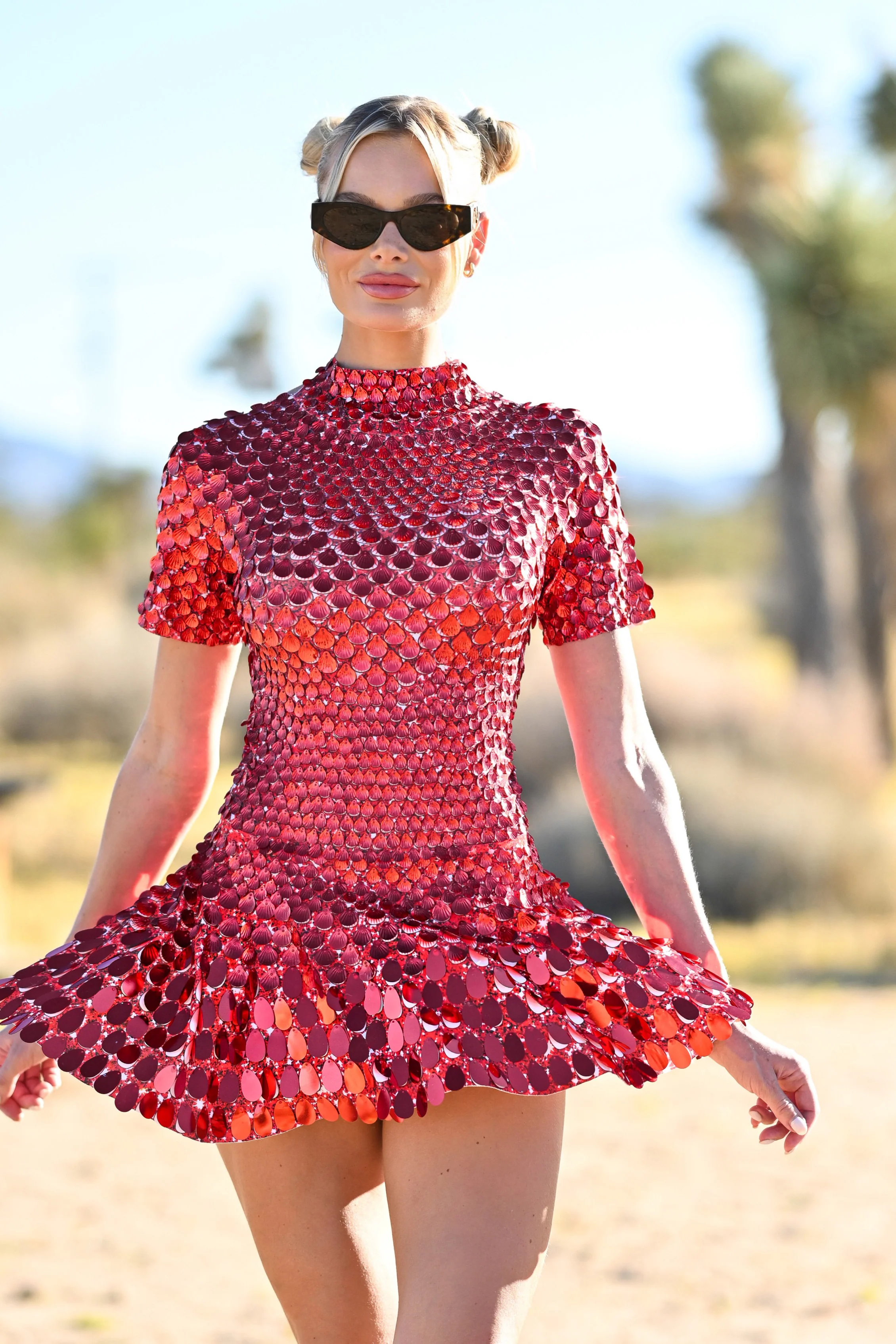 Melanie metallic party dress red - Image 4