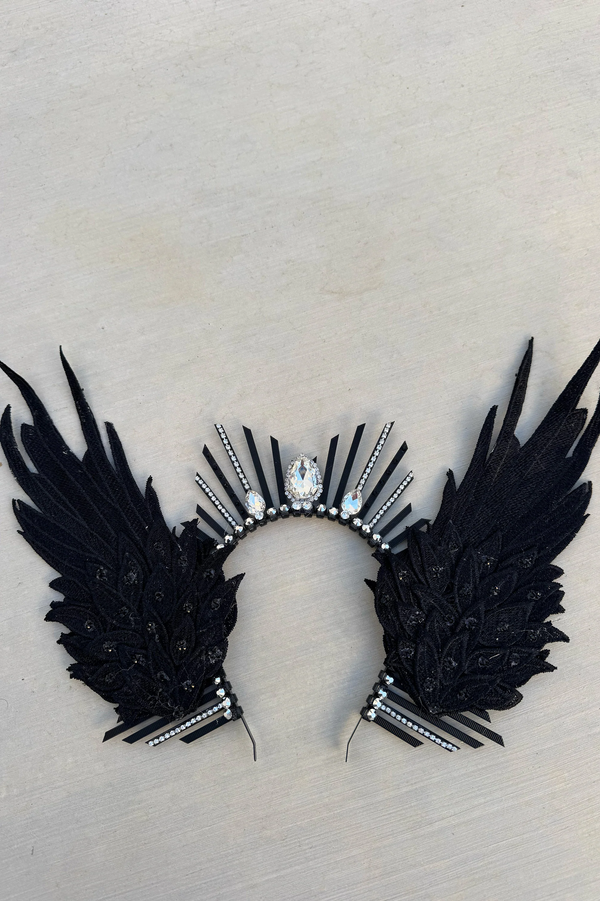 Sola angel crown black - Image 2