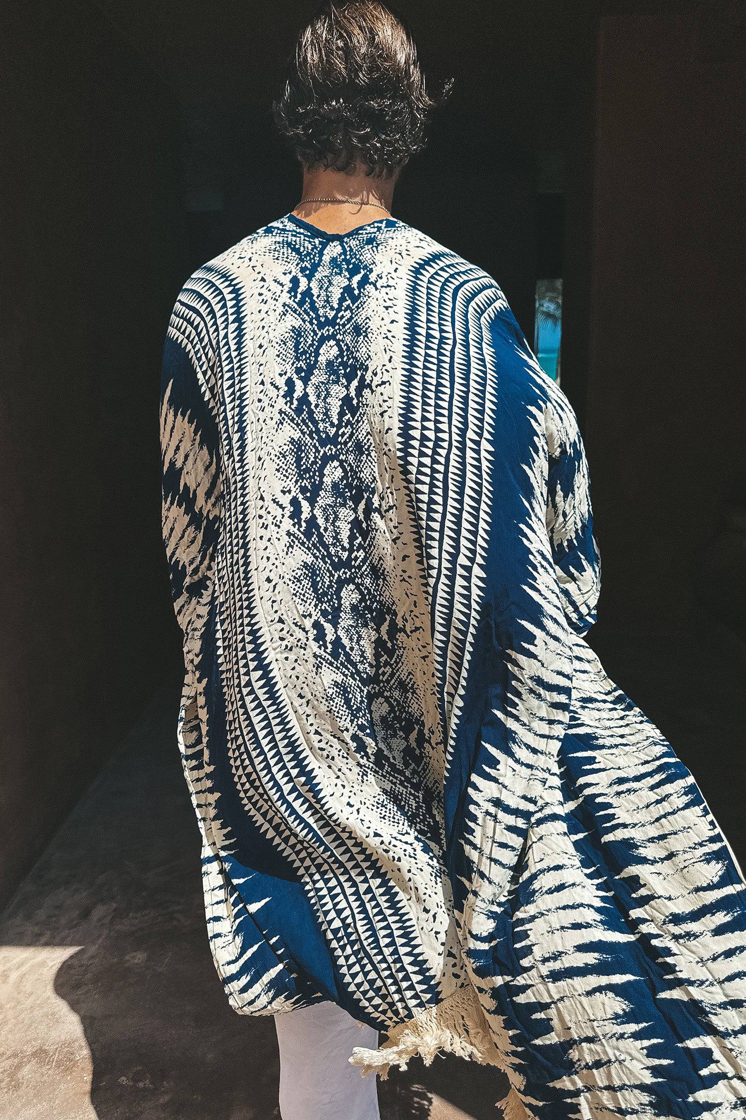 The Amondari Fringe Kimono blue - Image 23