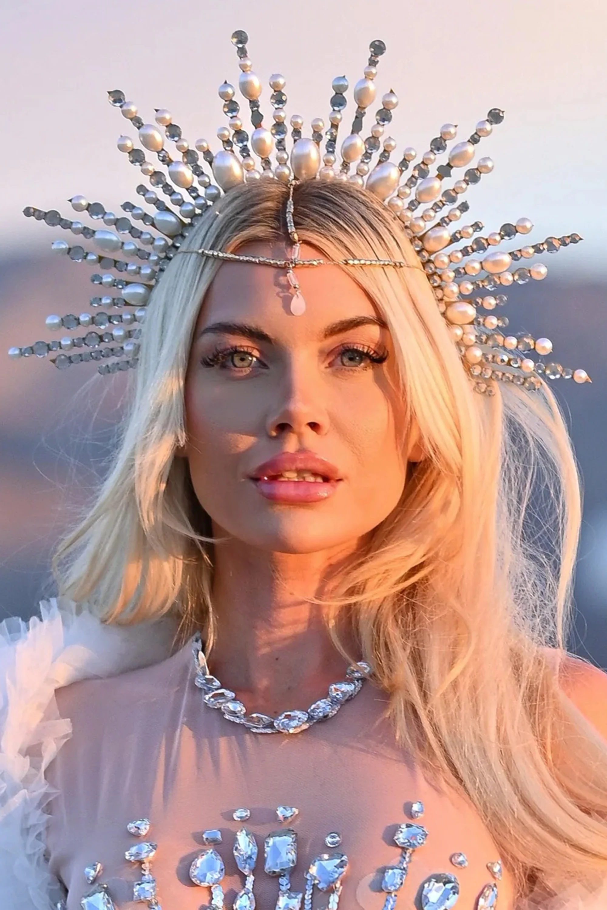 The mirage muse halo crown - Image 2